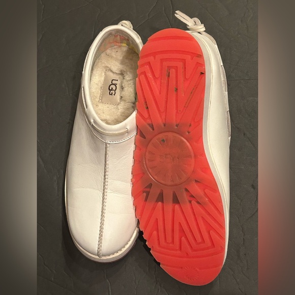 UGG Tasman leather with wool lining slip ons white unisex size 7 men 8 women - Picture 3 of 7